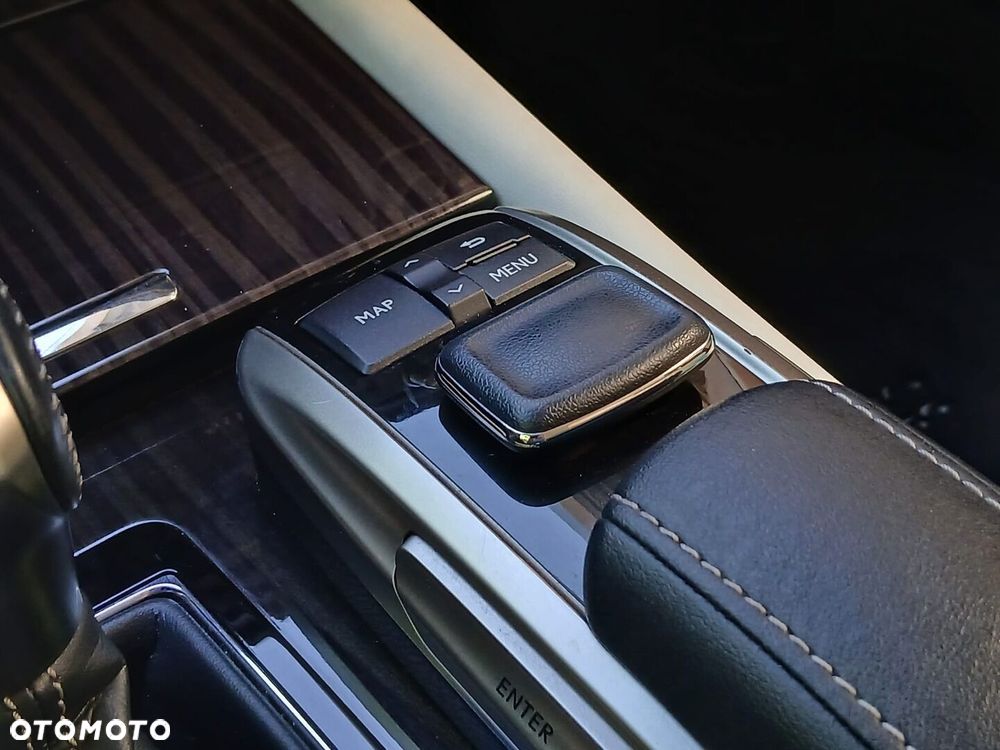 Lexus GS - 24