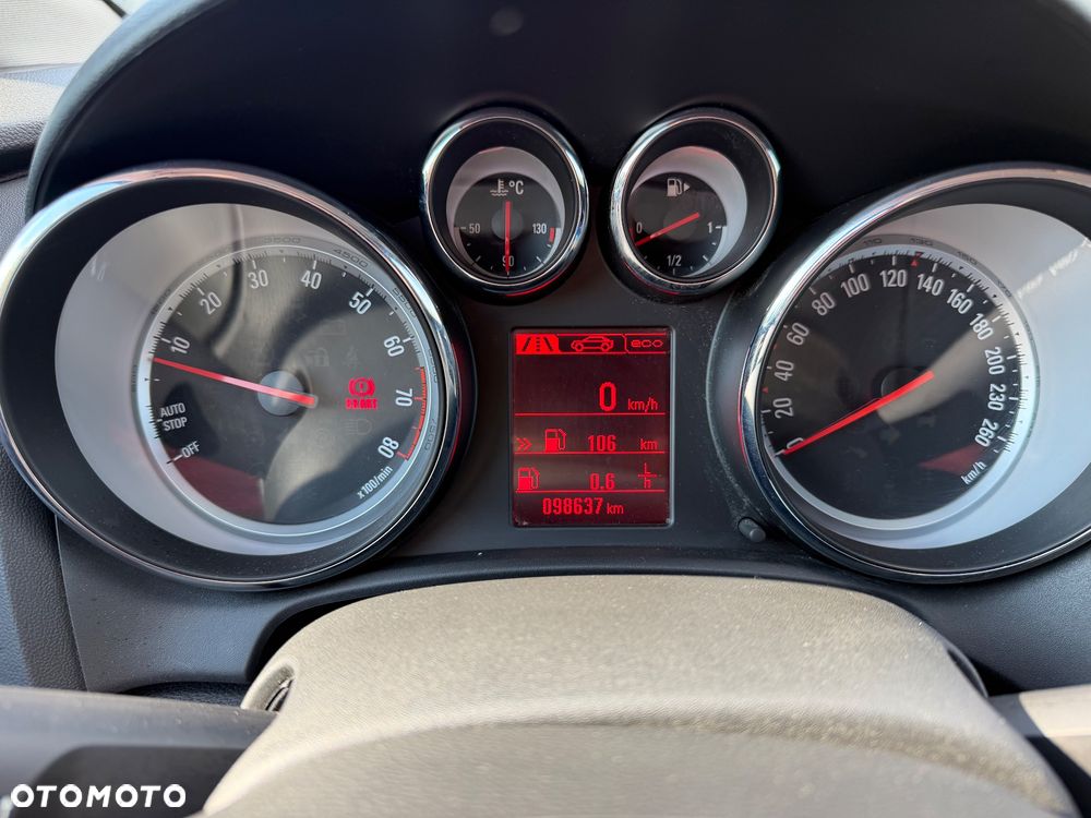 Opel Astra 1.4 Turbo - 22
