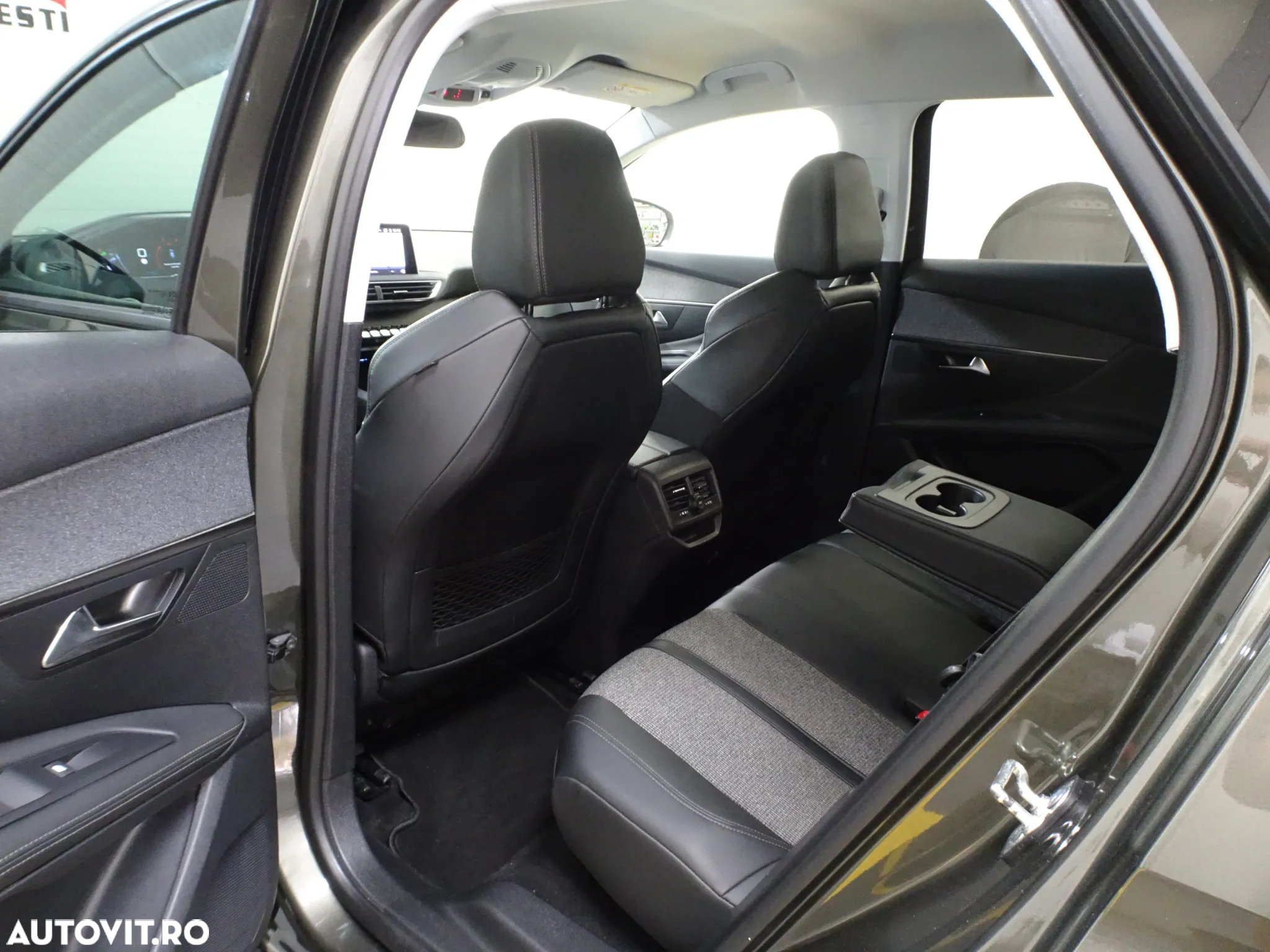 Peugeot 3008 1.5 BlueHDI 130 S&S BVM6 Allure - 16