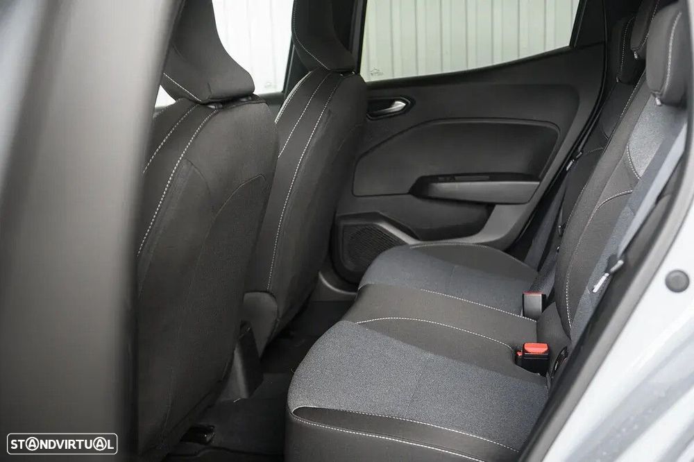 Renault Clio 1.5 Blue dCi Evolution - 36