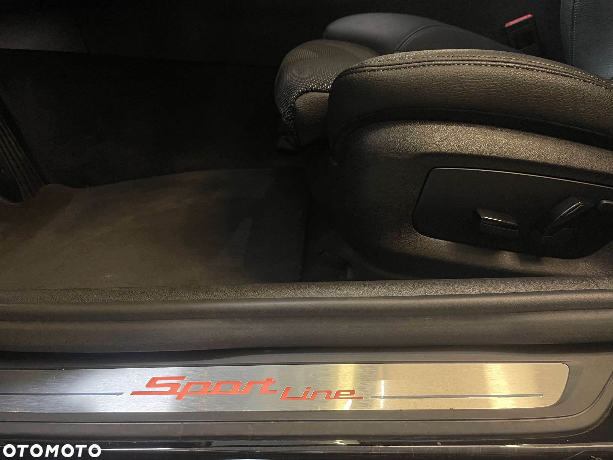 BMW Seria 5 520d Sport Line - 18
