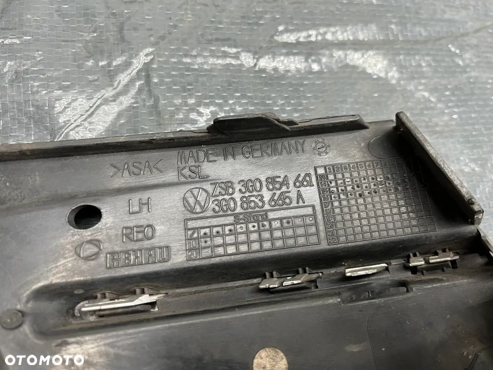 VW Passat B8 Kratka zderzaka lewa chrom 3G0853665A - 3