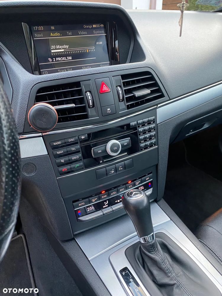 Mercedes-Benz Klasa E 350 CDI BlueEff - 15