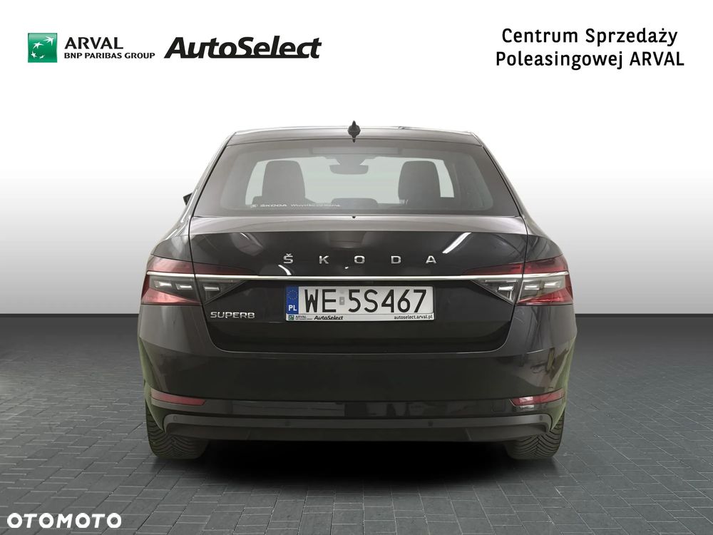 Skoda Superb 2.0 TDI SCR Style DSG - 5