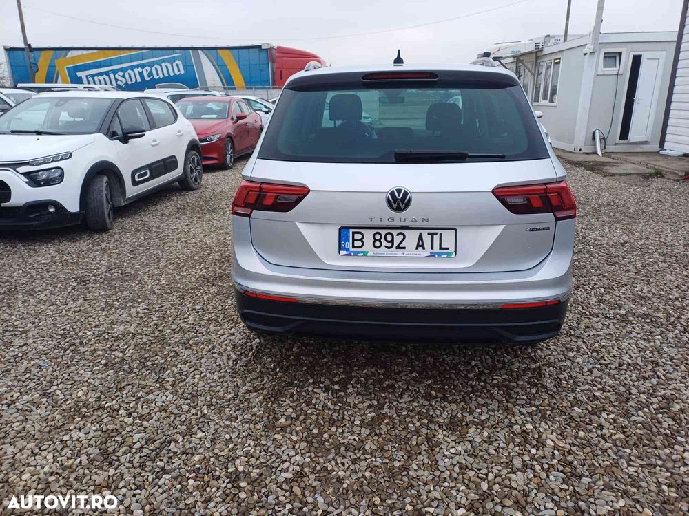 Volkswagen Tiguan - 6