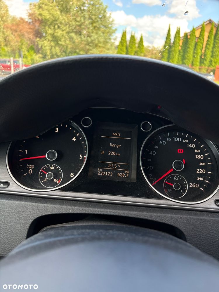 Volkswagen Passat 2.0 TDI Comfortline CityLine - 12