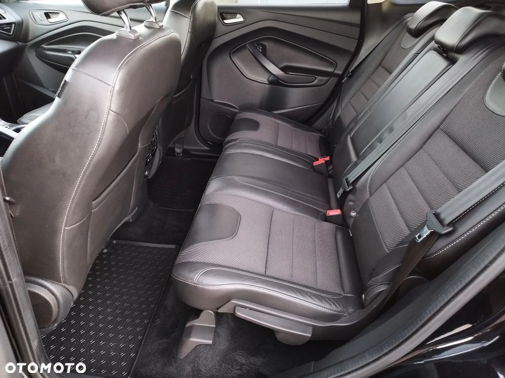 Ford Kuga 2.0 TDCi 4x4 Titanium - 15