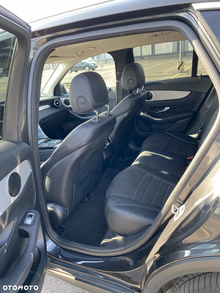 Mercedes-Benz GLC 300 e 4-Matic Business Edition - 17