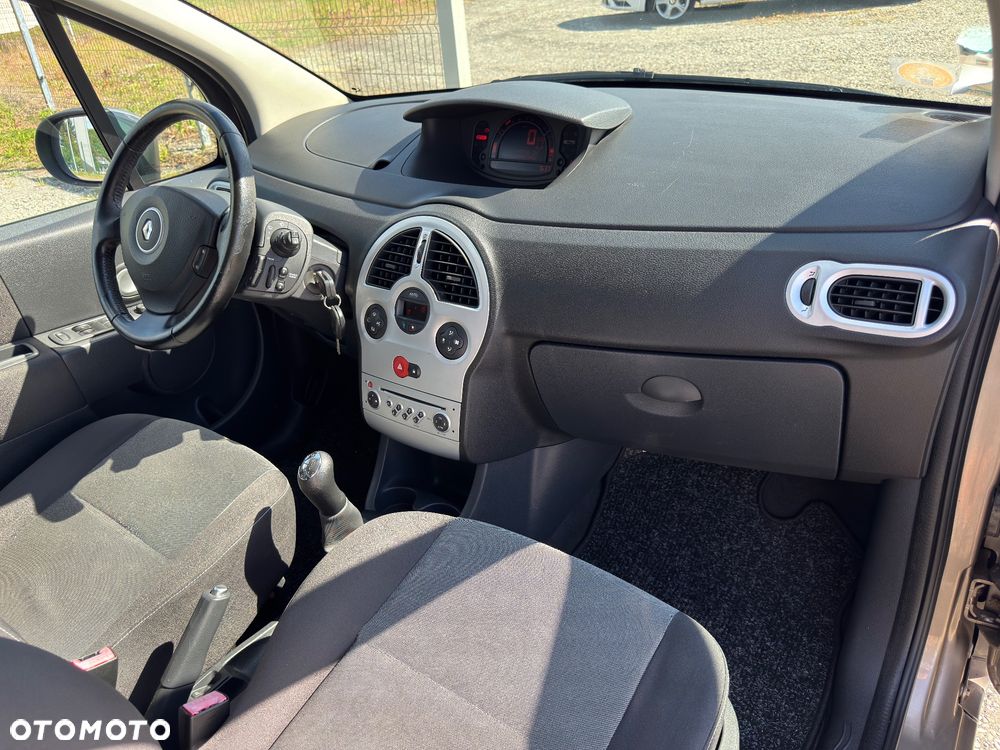 Renault Modus - 26