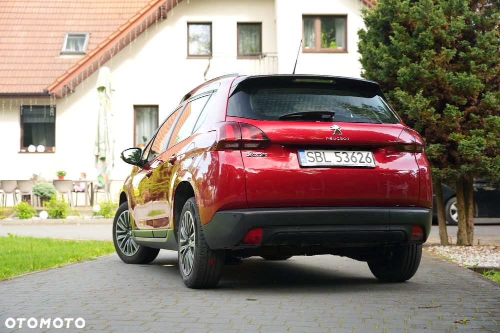 Peugeot 2008 1.2 Pure Tech Active S&S - 4