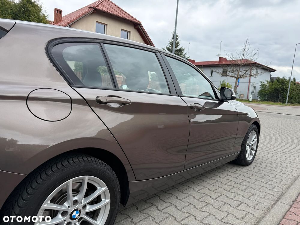 BMW Seria 1 120d - 12