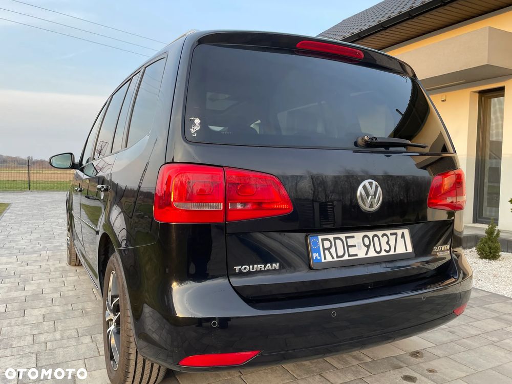 Volkswagen Touran 2.0 TDI DPF DSG MATCH - 25