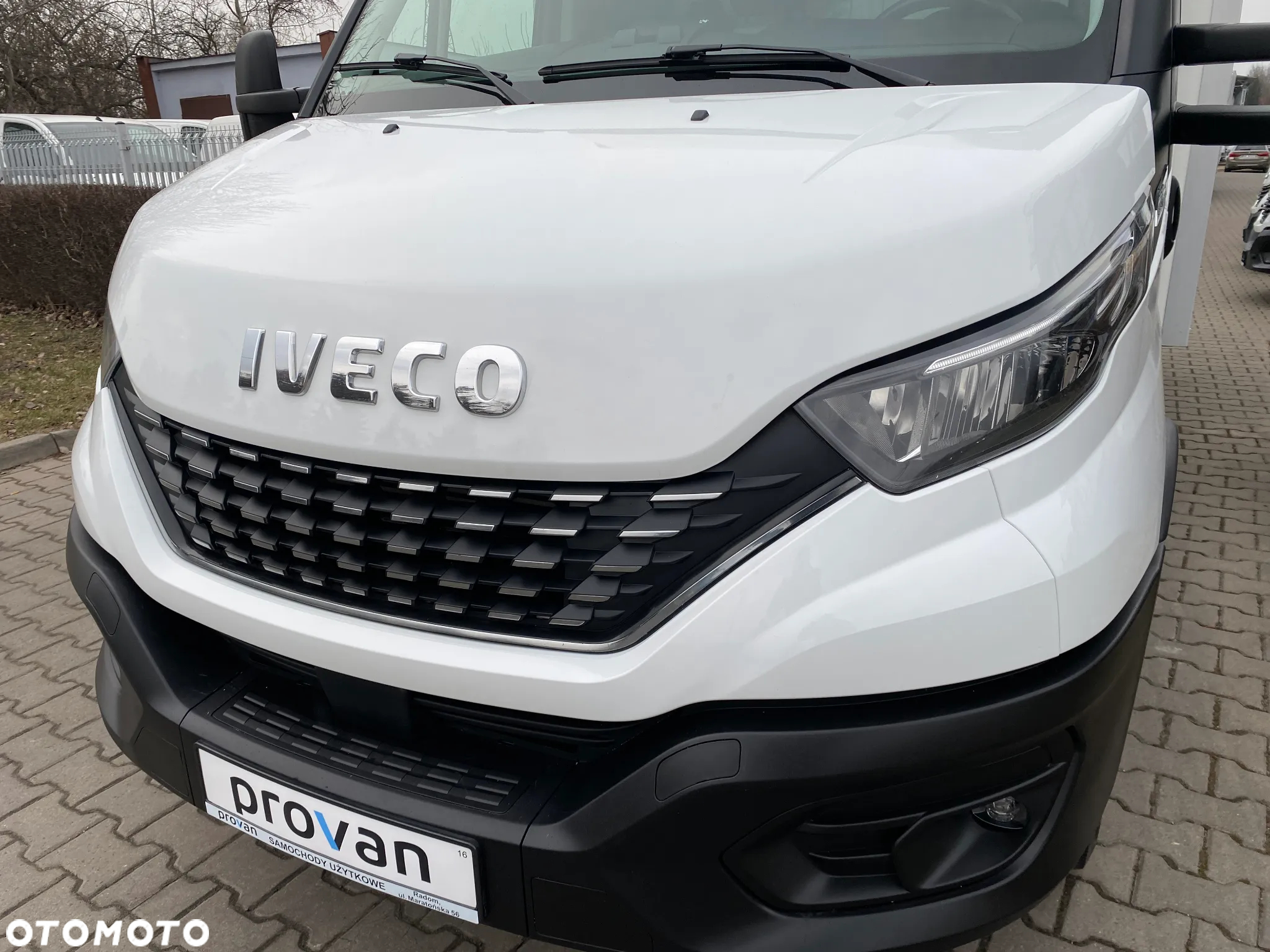 Iveco DAILY 35-160 HI-MATIC KONTENER 8 EUROPALET WINDA ZEPRO - 7