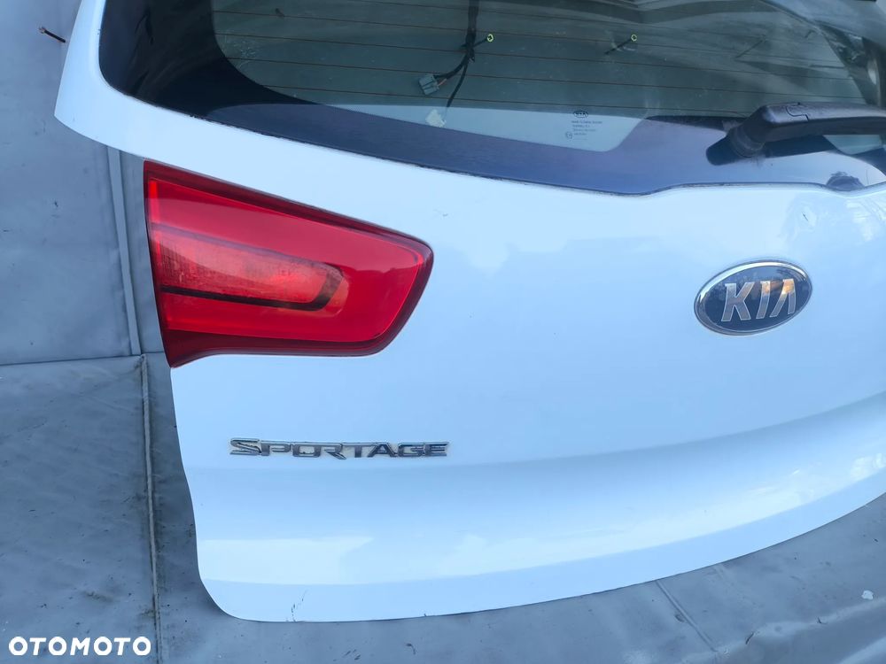 KIA SPORTAGE III KLAPA BAGAŻNIKA LAMPY KOMPLETNA KOLOR WD - 2