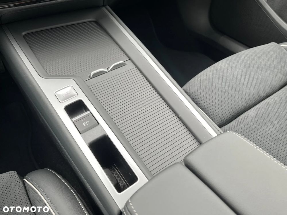 Volkswagen Passat - 16