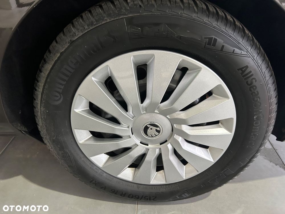 Skoda Superb 1.6 TDI GreenLine - 24