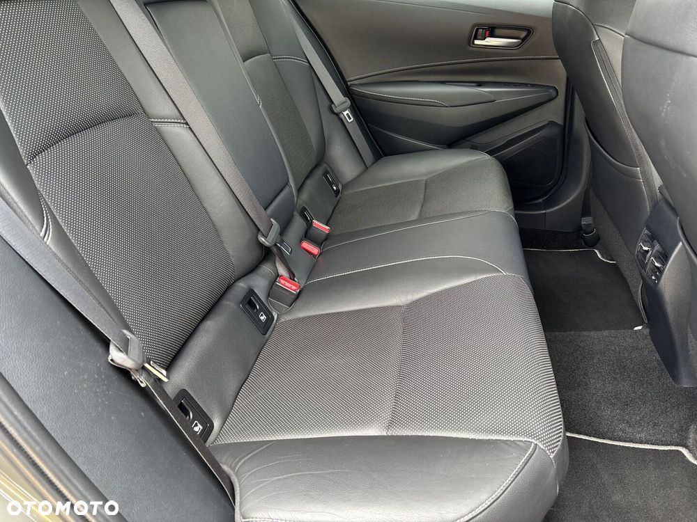 Toyota Corolla 2.0 Hybrid Comfort - 10