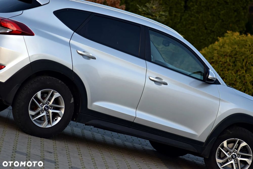 Hyundai Tucson 2.0 CRDi 4WD Automatik Style - 30