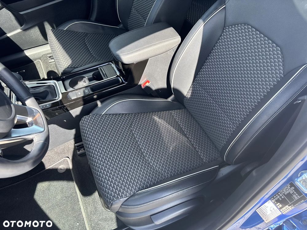 Kia Ceed 1.6 GDI PHEV Business Line DCT - 12