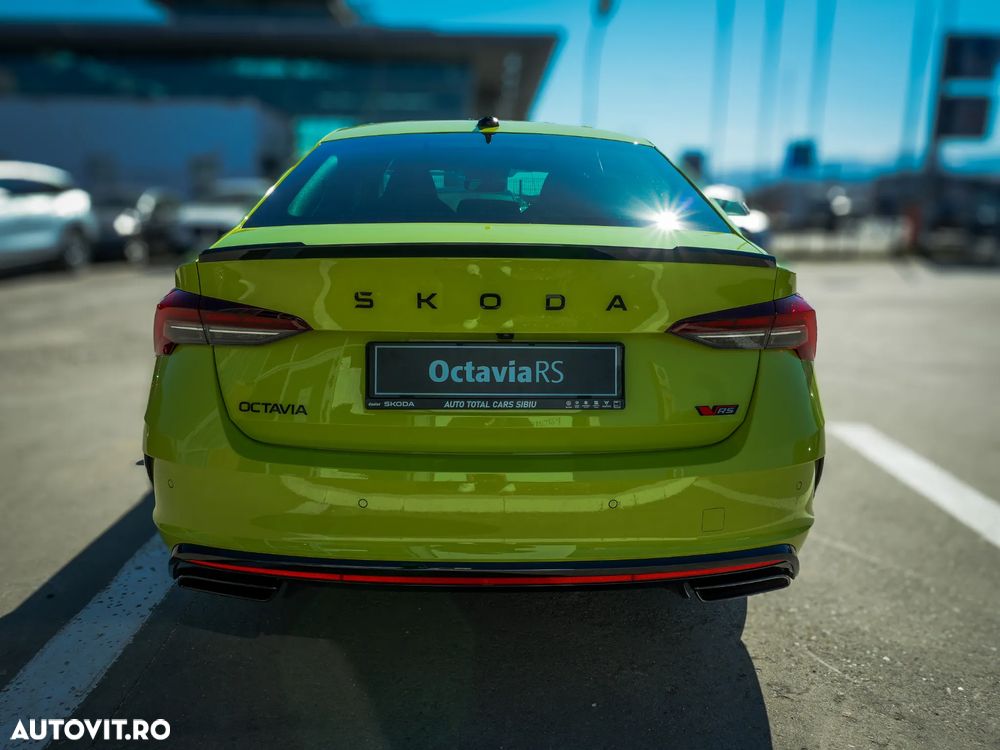 Skoda Octavia 2.0 TSI 265 CP DSG RS - 4