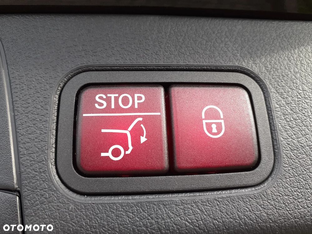 Mercedes-Benz Klasa B 200 d AMG Line 8G-DCT - 11