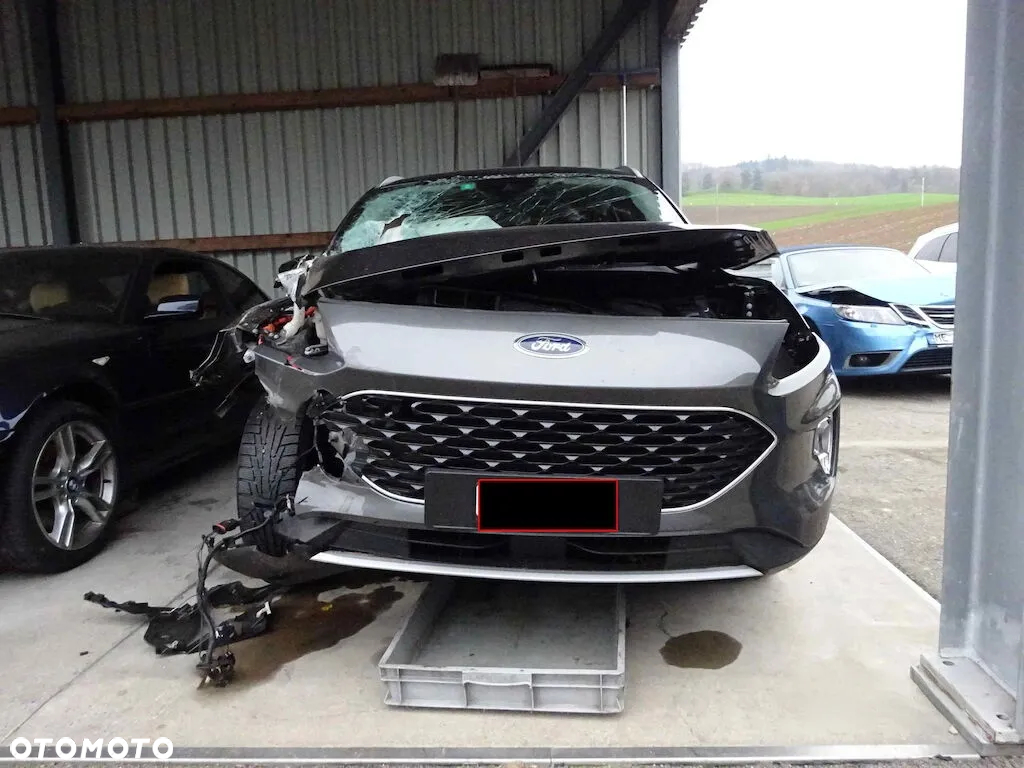 Ford Kuga 2.5 Duratec FHEV 4x4 ACTIVE - 5