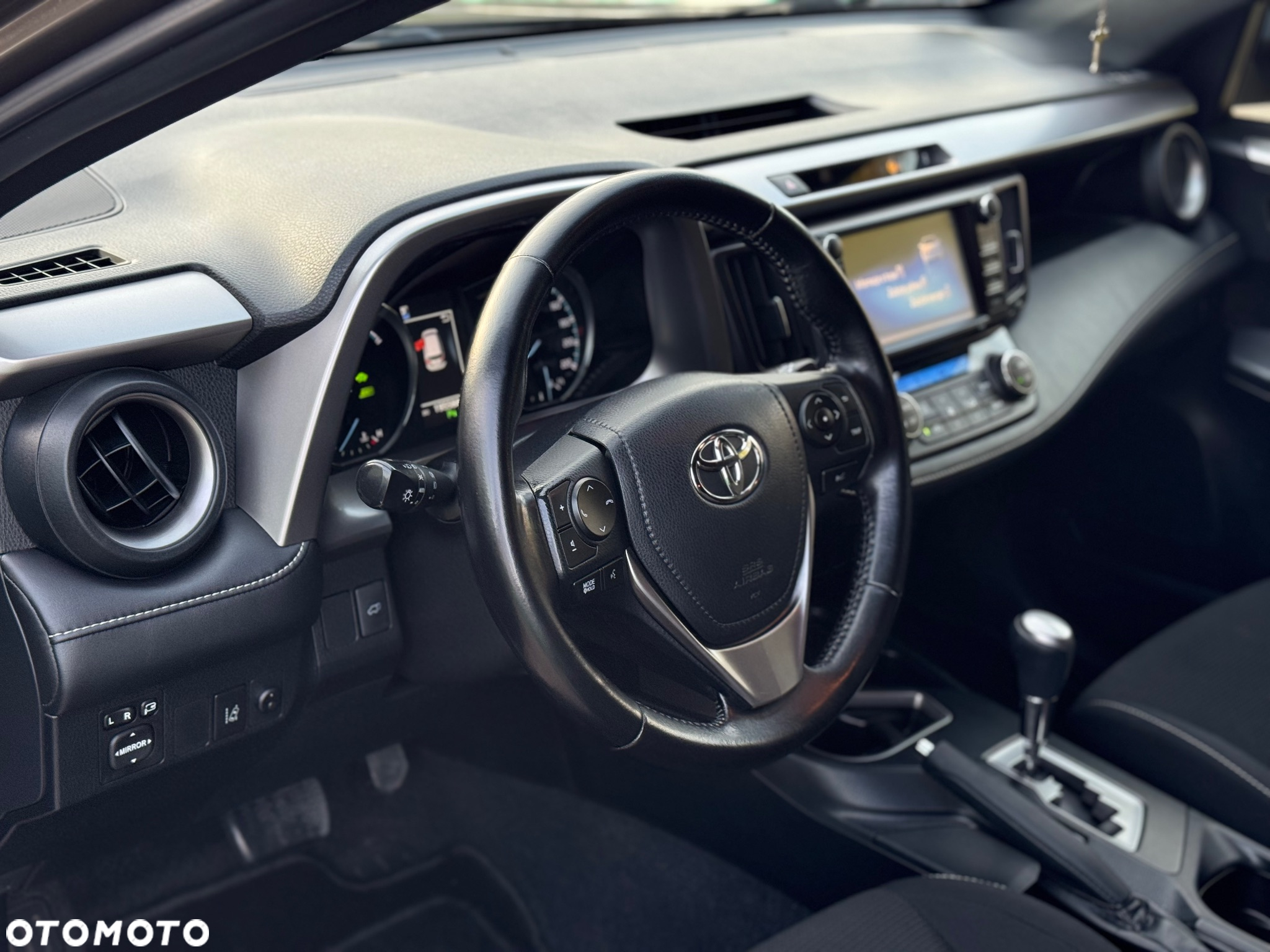 Toyota RAV4 Hybrid Prestige 4x4 - 18