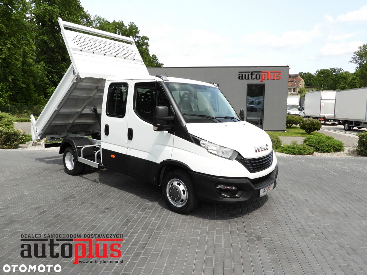 Iveco DAILY 35C14 WYWROTKA PODWÓJNA KABINA DOKA 6 MIEJSC TEMPOMAT BLIŹNIACZE KOŁA KLIMATYZACJA  140KM - 2