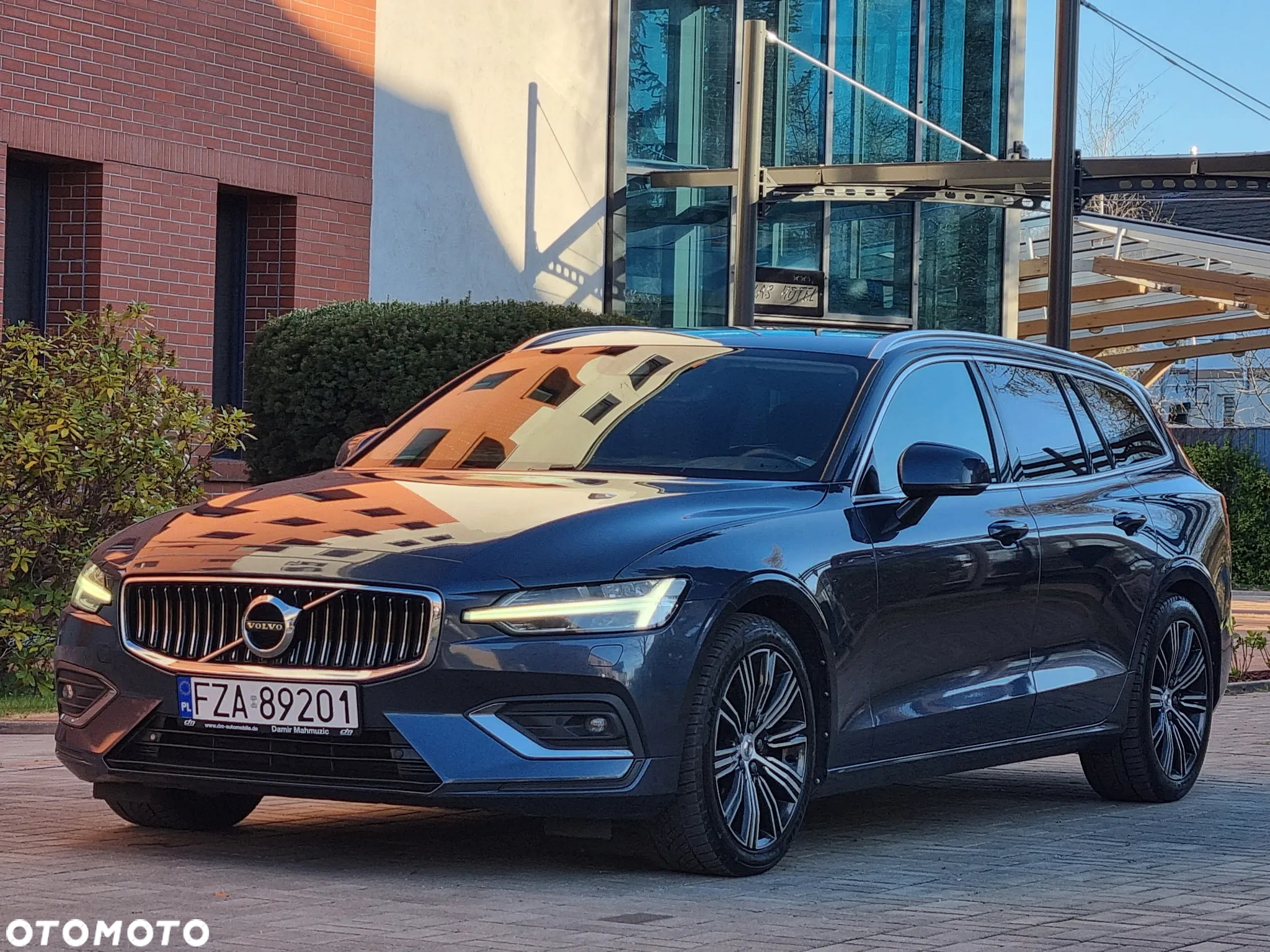 Volvo V60 D4 Inscription - 17