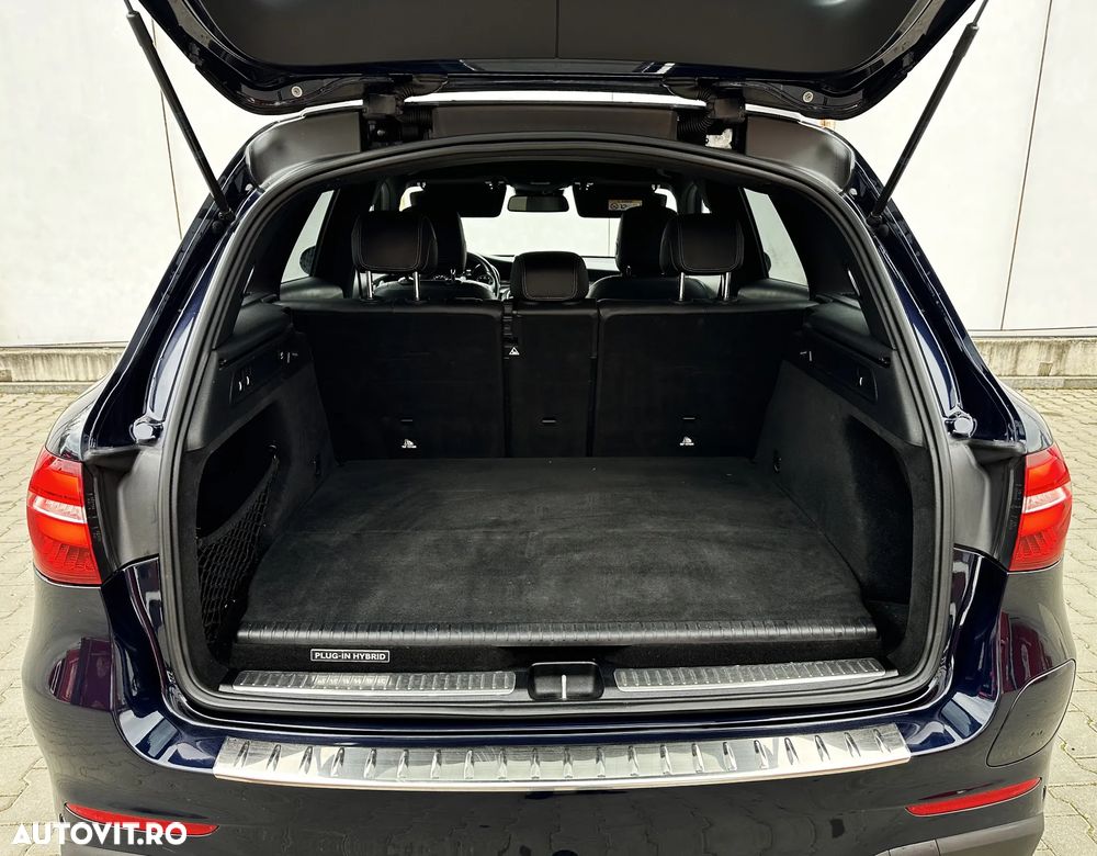 Mercedes-Benz GLC - 36