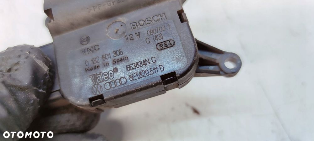 SILNICZEK NAGRZEWNICY AUDI A4 B6 B7 8E1820511D - 3