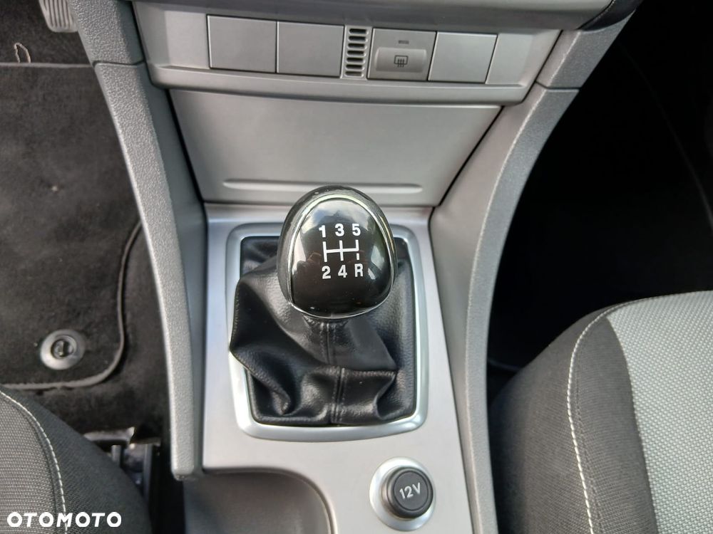 Ford Focus 1.6 16V Ambiente - 27