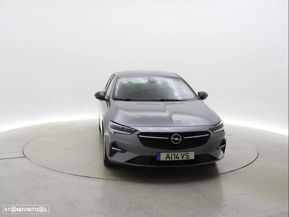 Opel Insignia Grand Sport - 11