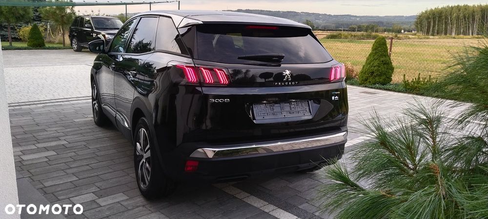 Peugeot 3008 1.6 PureTech HYbrid Allure S&S EAT8 - 39