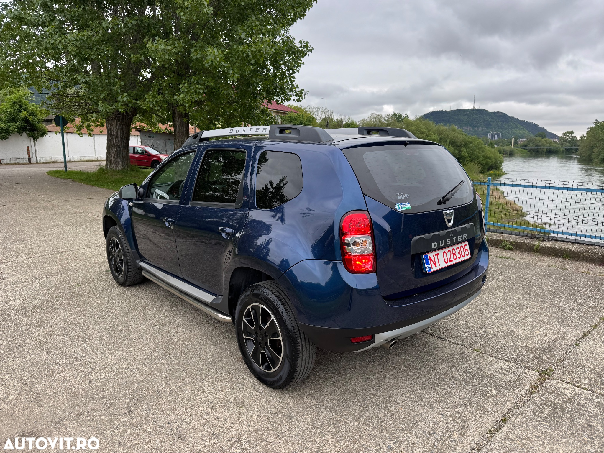 Dacia Duster 1.5 dCi 4x2 Laureate - 6