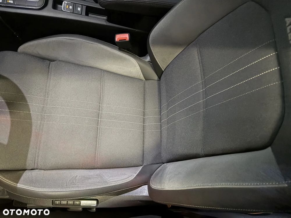 Volkswagen Passat Alltrack - 11