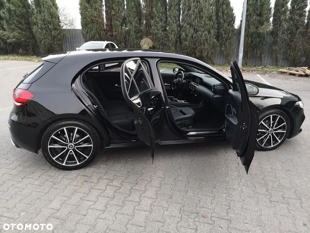 Mercedes-Benz Klasa A 180 d Edition 1 7G-DCT - 15