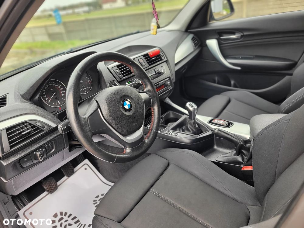 BMW Seria 1 116i Sport Line - 14