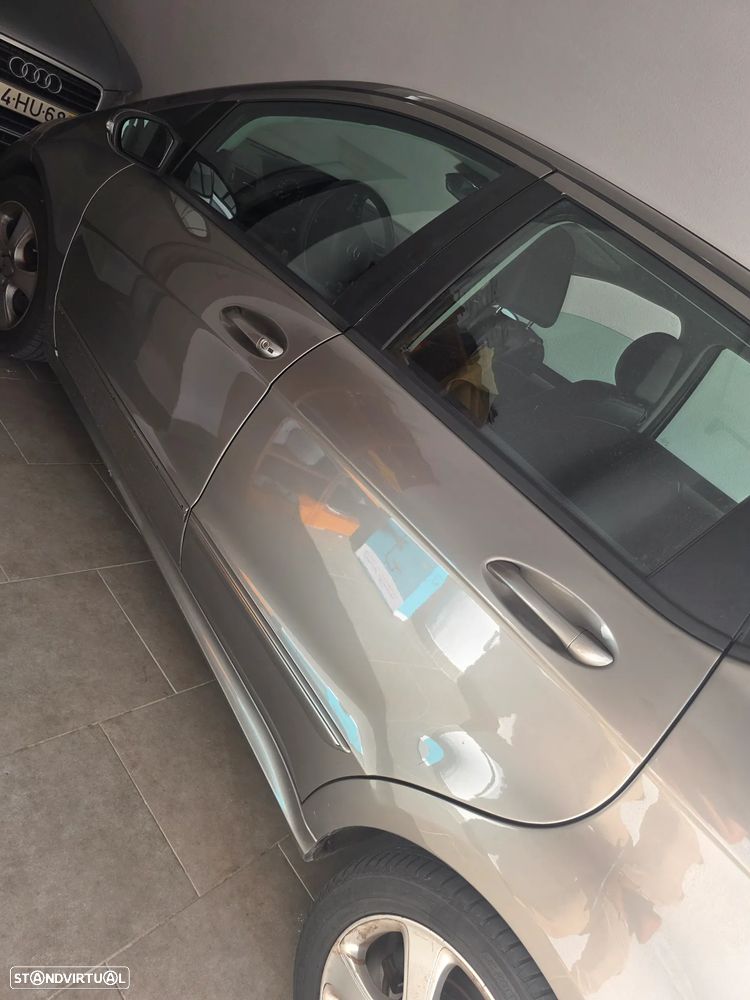 Mercedes-Benz A 200 - 5