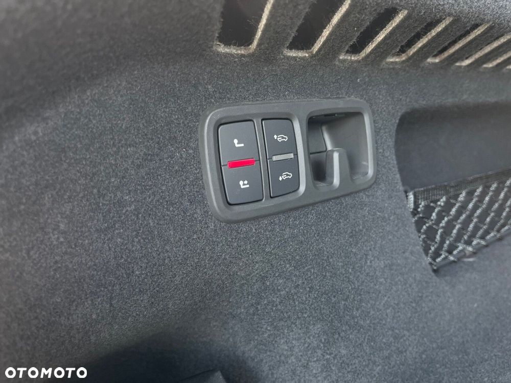 Audi SQ8 TFSI Quattro Tiptronic - 39