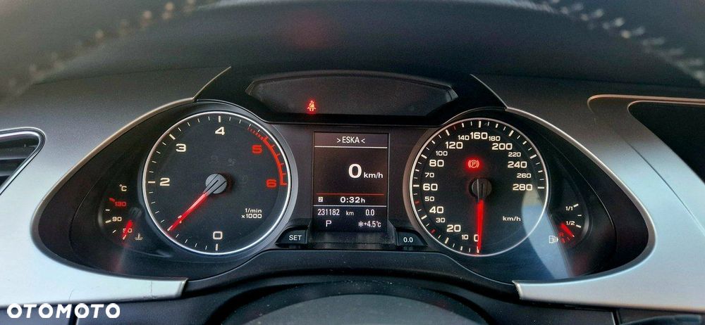 Audi A4 Avant 2.0 TDI DPF multitronic Attraction - 36