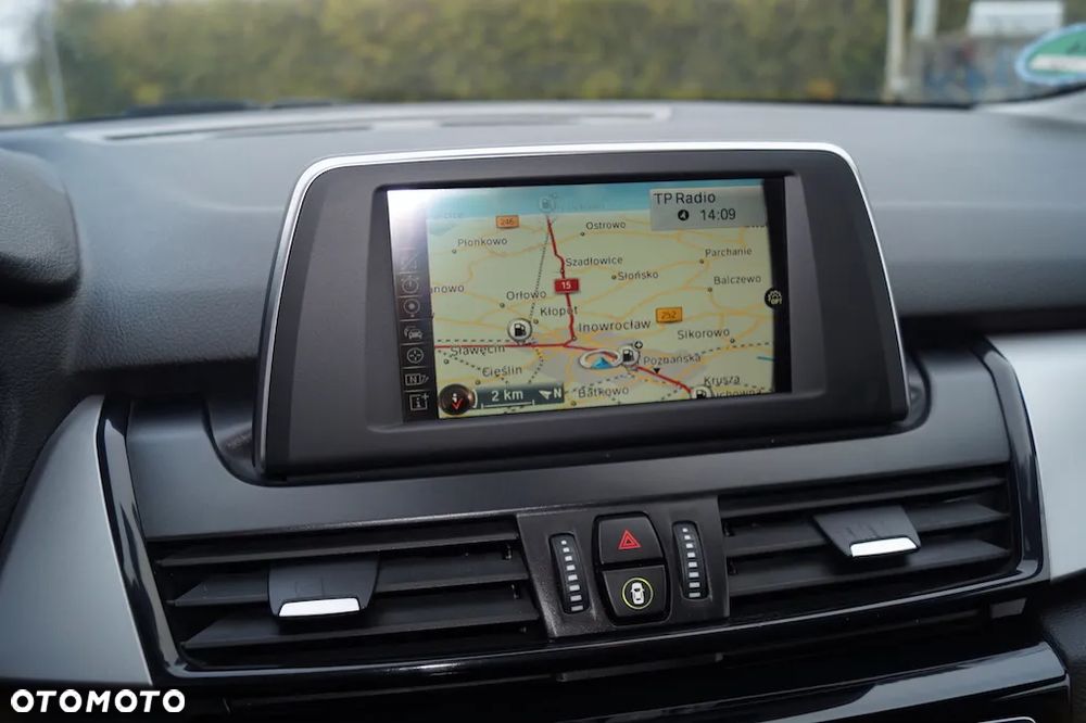 BMW Seria 2 218i Advantage - 34