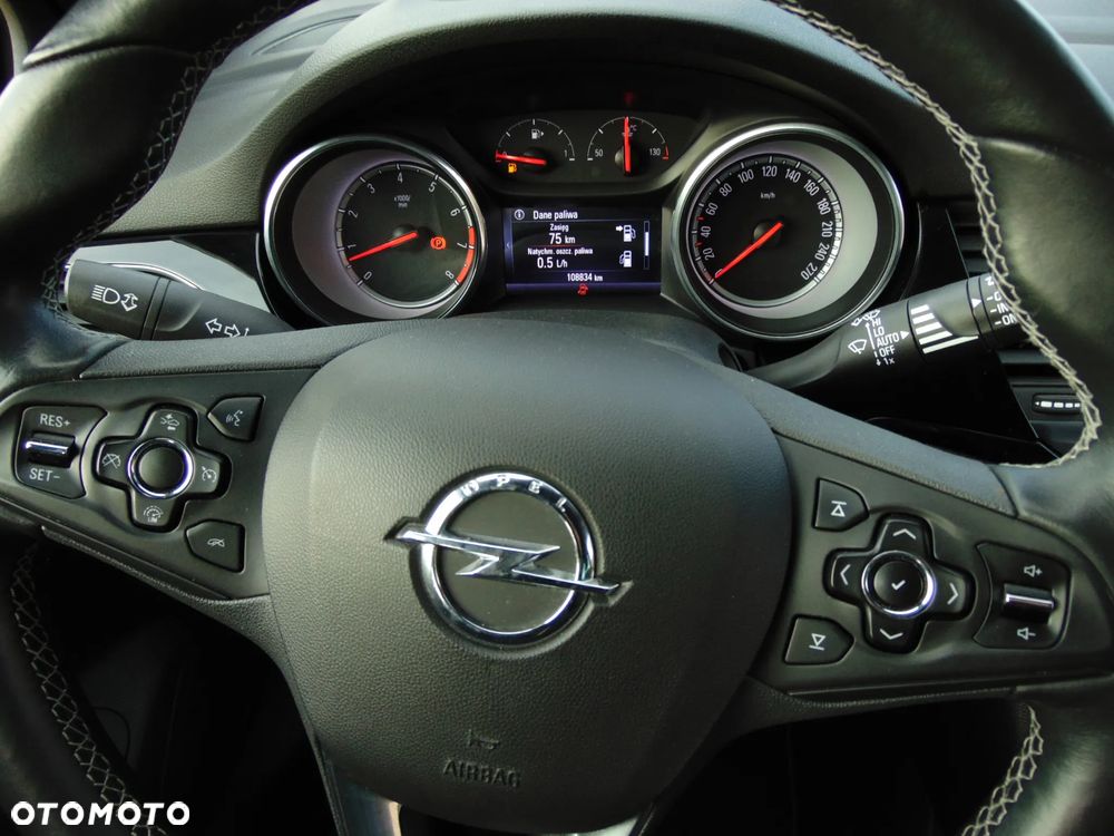 Opel Astra 1.4 Turbo Innovation - 13