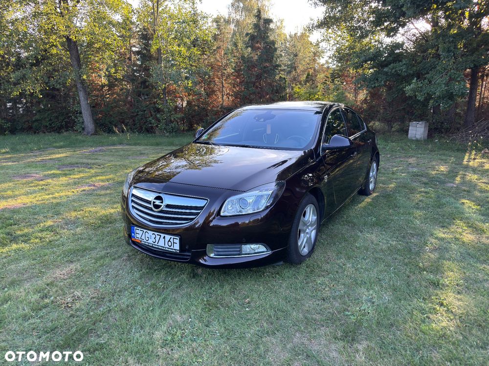Opel Insignia - 1