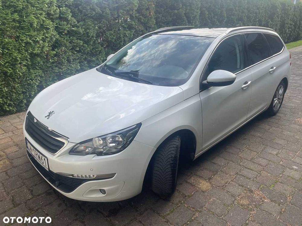 Peugeot 308 - 1