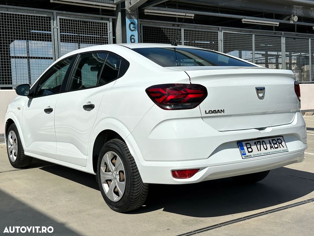 Dacia Logan TCe 90 Essential - 4
