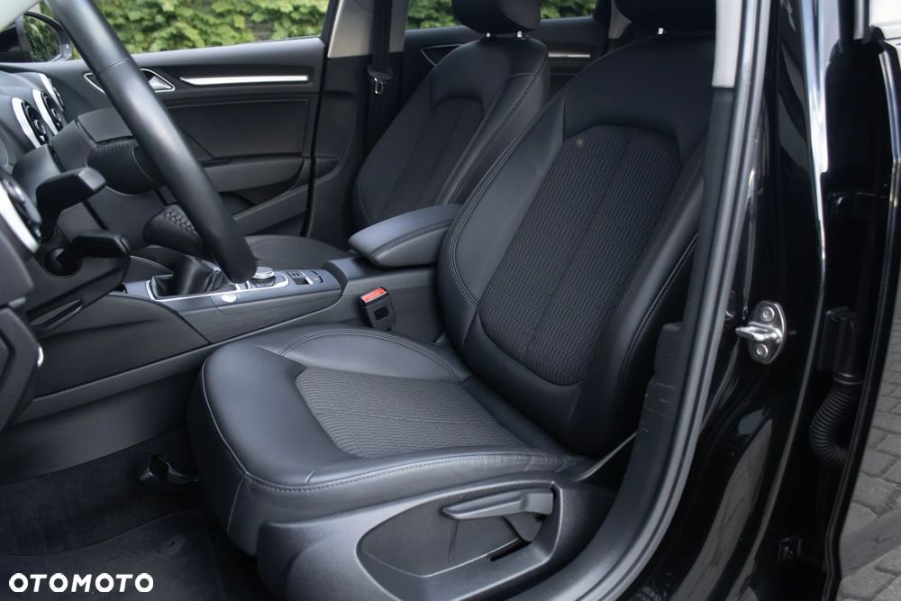 Audi A3 Sportback 1.4 TFSI S line Sportpaket - 8