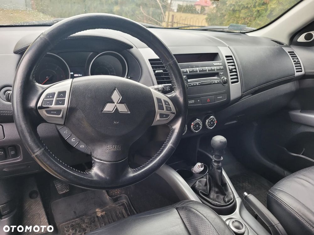 Mitsubishi Outlander 2.0 DID Intense - 5