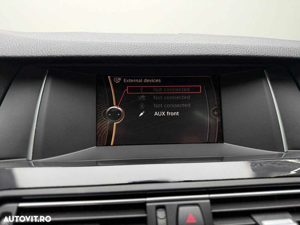 BMW Seria 5 528i xDrive Aut. Modern Line - 17