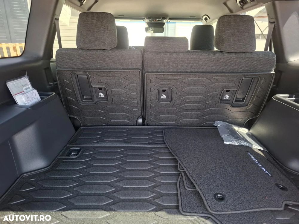 Toyota Land Cruiser 250 2.8 D-4D Automatik Executive - 8